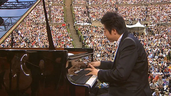 [BD欧美演唱会][Waldbuehne 2004 – A Tchaikovsky Night (Sir Simon Rattle, Lang Lang) 2004][BDMV][21.7GB][百度网盘]