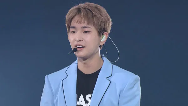 [BD韩国演唱会][샤이니 – SHINee WORLD J presents ~SHINee Special Fan Event~ in TOKYO DOME 2018][BDMV 40.8GB][百度网盘]
