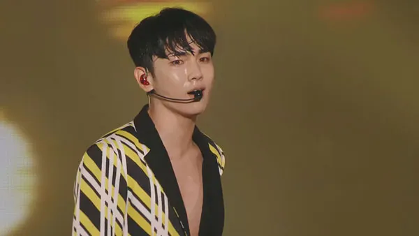 [BD韩国演唱会][샤이니 – SHINee WORLD 2016 ~D x D x D~ Special Edition in TOKYO DOME 2016][BDMV 2BD][63.3GB][百度网盘]