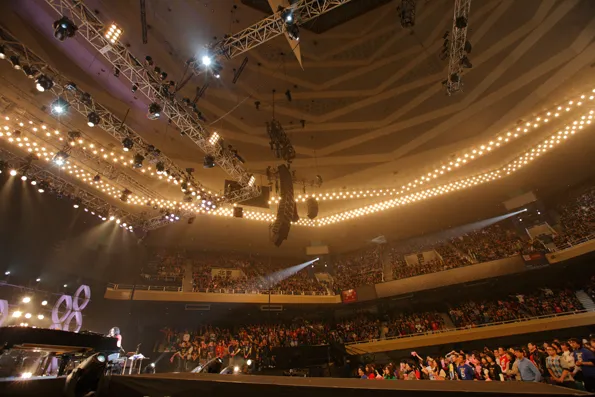 [DVD日本演唱会][Angela Aki – HOME SWEET HOME 5周年武道馆LIVE][2DVD-ISO][13.12G][百度网盘]