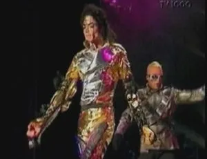 1997 年迈克尔·杰克逊瑞典哥德堡超震撼历史演唱会 2DVD/ISO 7.67G 百度网盘资源