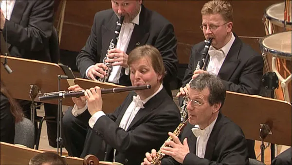 [BD欧美演唱会][贝多芬交响曲 Beethoven Symphonies Nos. 1-9 (Claudio Abbado, Berliner Philharmoniker) (2000-2001)][BDMV 4BD][96.5GB][百度网盘]