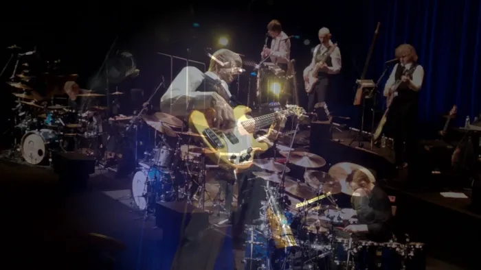 [BD欧美演唱会][King Crimson – Radical Action To Unseat The Hold Of Monkey Mind 2016][BDMV 38.1G][百度网盘]