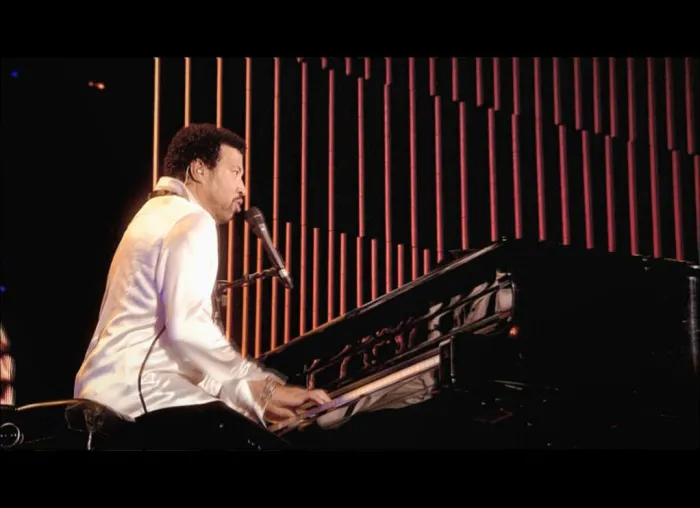 [欧美演唱会][莱昂纳尔·里奇：经典传奇演唱会 Lionel Richie：Live – His Greatest Hits More 2007][BDISO][38.3G][百度网盘]