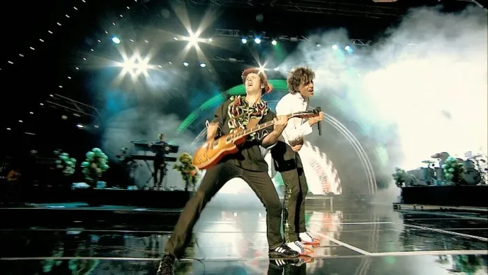 [BD欧美演唱会]MIKA 米卡 – Live at Parc des Princes Paris 2008[BDMV][42.2G][百度网盘]