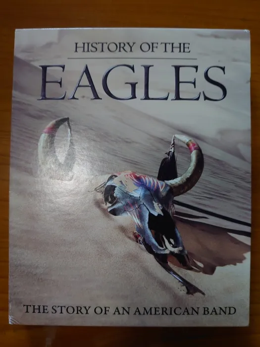 [欧美演唱会][自购 Eagles 老鹰乐队 History Of The Eagles纪录片+1977华盛顿现场][BDMV 3碟 31.2+17.9+12.7G][百度网盘]