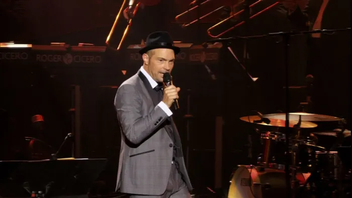 [BD欧美演唱会][Roger Cicero Cicero Sings Sinatra Live in Hamburg 2015][BDMV 32.6G][百度网盘]