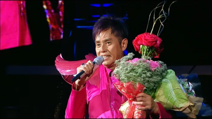 [DVD香港演唱会][谭咏麟 – 再度感动2010演唱会 Kalaoke 三音轨][DVD ISO][7.65G][百度网盘]