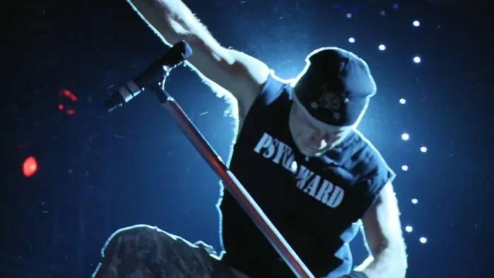 [BD欧美演唱会]铁娘子乐队 Iron Maiden – En Vivo! 2012 1080p Blu-ray AVC DTS-HD MA 5.1[BDMV][46.1G][百度网盘]