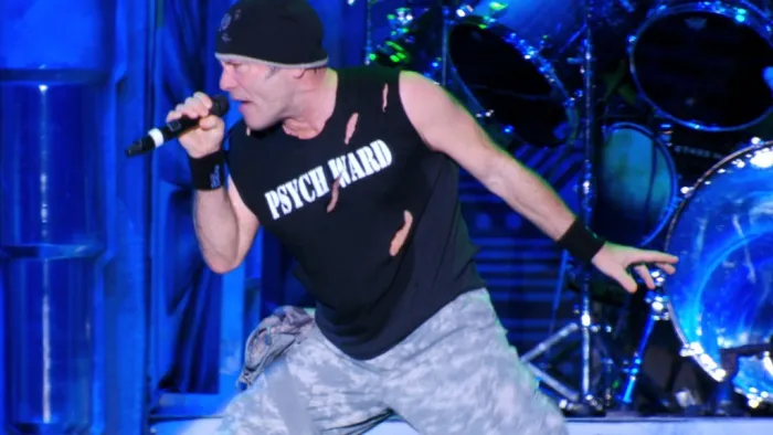 [BD欧美演唱会]铁娘子乐队 Iron Maiden – En Vivo! 2012 1080p Blu-ray AVC DTS-HD MA 5.1[BDMV][46.1G][百度网盘]