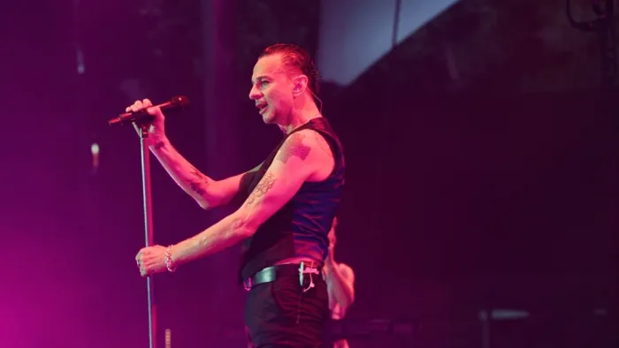 [欧美演唱会][Depeche Mode 乐队 2019年演唱会实录和记录片 Depeche Mode Spirits in the Forest Live Spirits 2020][BDMV 双碟][69.36G][百度网盘]