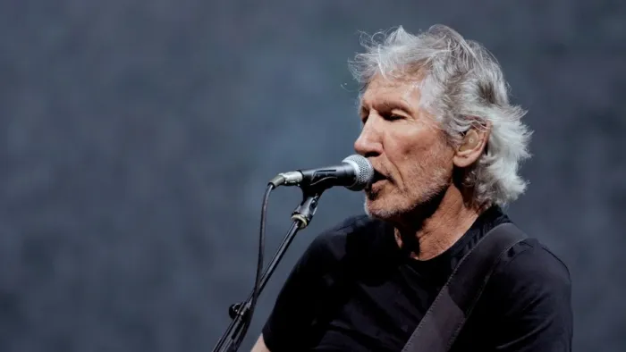 [BD欧美演唱会]Roger Waters [ex. Pink Floyd] – Us + Them 2020[BDMV][41.6G][百度网盘]