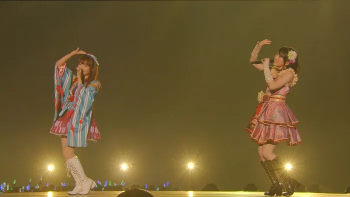 [BD日本演唱会][偶像大师灰姑娘女孩 6th 演唱会 THE IDOLM@STER CINDERELLA GIRLS 6thLIVE MERRY-GO-ROUNDOME!!! @NAGOYA DOME][5BD+1CD][179G][百度网盘]
