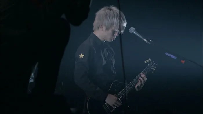 [BD日本演唱会][ONE OK ROCK – Zankyou Reference TOUR in YOKOHAMA ARENA 2012][BDISO][42.4G][百度网盘]