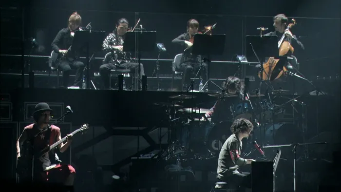 [BD日本演唱会][ONE OK ROCK – Zankyou Reference TOUR in YOKOHAMA ARENA 2012][BDISO][42.4G][百度网盘]
