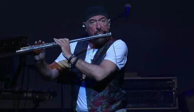 [BD欧美演唱会]杰叟罗图乐团 伊恩·安德森 Thick As A Brick 冰岛现场 Jethro Tull-s Ian Anderson.Thick As A Brick Live In Iceland 2014 [BDMV][44.1G][百度网盘]