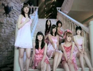 《必看！Berryz工房日本演唱会：完熟Berryz工房2015最终纪念套装[2BD][ISO][66GB] 百度网盘资源》-小文资源网