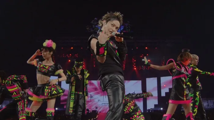 [BD日本演唱会]AAA演唱会 AAA BUZZ COMMUNICATION TOUR 2011 DELUXE EDITION 2011[BDISO][22.1G][百度网盘]