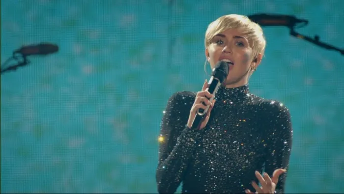 [BD欧美演唱会]Miley Cyrus 麦粒 – Bangerz Tour 2014[BDMV][20.6G][百度网盘]