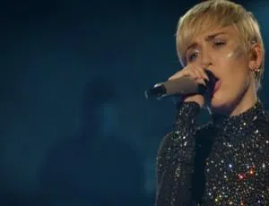 2014 麦莉·赛勒斯 Bangerz Tour 蓝光 1080i AVC LPCM 5.1 百度网盘资源 20.64GB-小文资源网