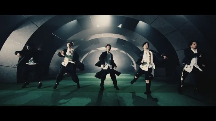 [BD日本演唱会][岚 Arashi – This is 嵐 [初回限定盘] (2020) 1080P蓝光原盘][BDISO][18.1G][百度网盘]