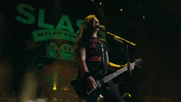 [BD欧美演唱会][美国流行摇滚 Slash Living The Dream Tour 2019][BDMV 37.1G][百度网盘]