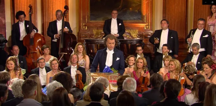 [BD欧美演唱会]安德烈·瑞欧 – 永恒的华尔兹 André Rieu – And The Waltz Goes On 2011[BDMV][41.7G][百度网盘]