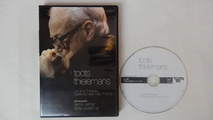 [BD欧美演唱会]托兹.席尔曼 90岁生日音乐会 Toots Thielemans – Live At Le Chapiteau 2013[BDMV][15.9G][百度网盘]