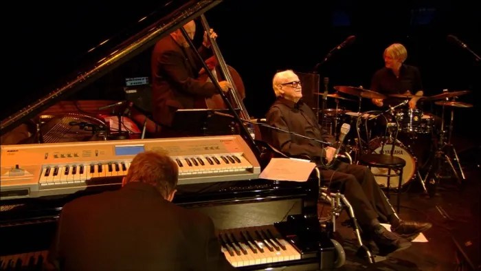 [BD欧美演唱会]托兹.席尔曼 90岁生日音乐会 Toots Thielemans – Live At Le Chapiteau 2013[BDMV][15.9G][百度网盘]