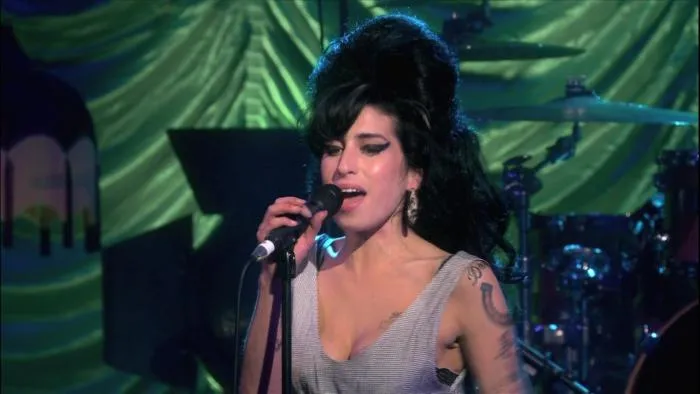 [BD欧美演唱会]艾米怀恩豪斯 伦敦现 场演唱会 Amy Winehouse – I told you i was trouble. Live in London 2007[ISO][41.56][百度网盘]