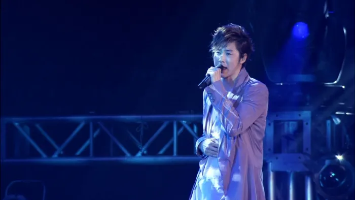 [BD日本演唱会][东方神起 2012日本巡回演唱会 TOHOSHINKI Live Tour 2012 TONE][M2TS][41.9G][百度网盘]