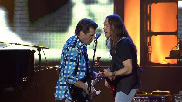 [老鹰乐队2004墨尔本演唱会4K版 Eagles：The Farewell 1 Tour – Live from Melbourne 2004 UP][4K][80.5GB][百度网盘]