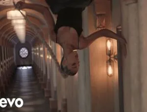 Ariana Grande《No Tears Left to Cry》1080P高清4.83GB 百度网盘资源-小文资源网