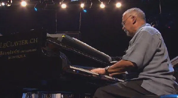 [BD欧美演唱会]昆西·琼斯75岁庆生群星演唱会 Quincy Jones：75th Birthday Celebration – Live at Montreux 2008[BDMV][41.60GB][百度网盘]
