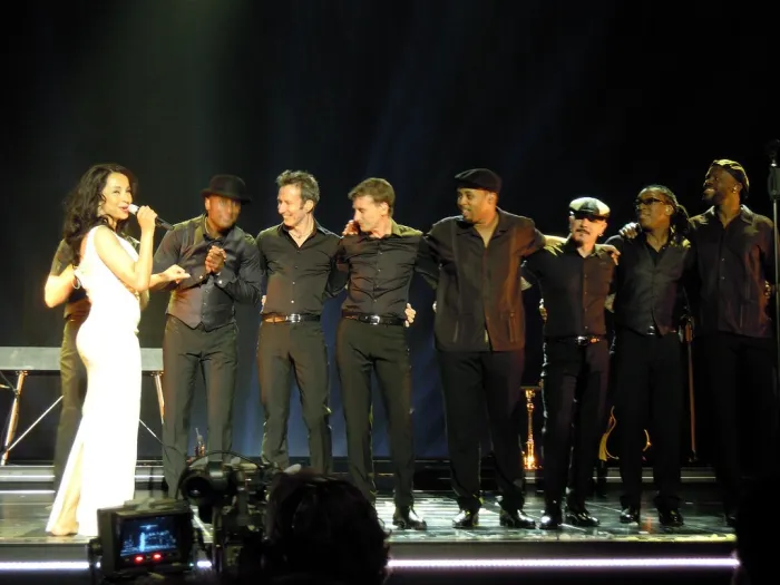 [BD欧美演唱会]莎黛：心的归属2011世界巡迴演唱会 Sade：Bring Me Home Live 2011 Blu-ray[BDMV][38.70GB][百度网盘]