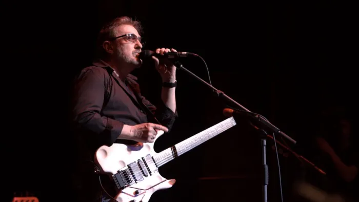 [BD欧美演唱会][蓝色的牡蛎崇拜 Blue Oyster Cult – 45th Anniversary Live In London 2020][BDMV][19.1G][百度网盘]