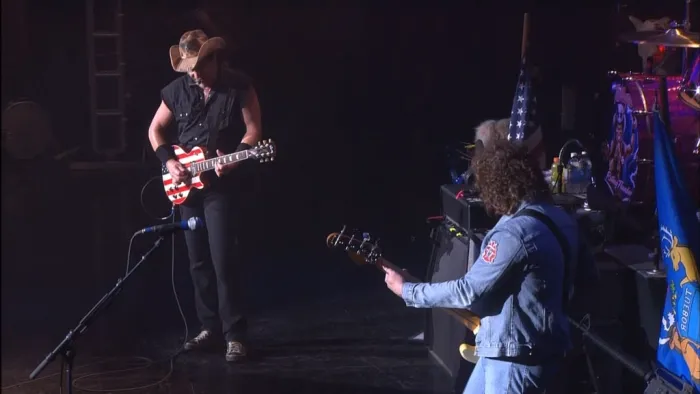 [BD欧美演唱会][Ted Nugent Motor City Mayhem – The 6,000th Concert 2008 Blu-ray AVC 1080i DTS-HD MA 5.1][BDMV][22.1G][百度网盘]