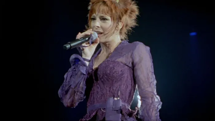 [BD欧美演唱会][玛莲·法莫 阴霾将至 Mylene farmer avant que lombre a bersy 2006][BDMV][39.3G][百度网盘]