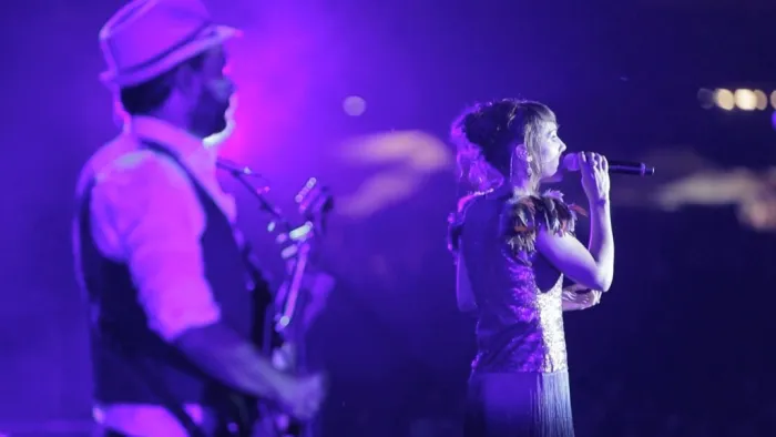 [BD欧美演唱会][Zaz – Sur la route 2015 (2016)][BDMV][23.2G][百度网盘]