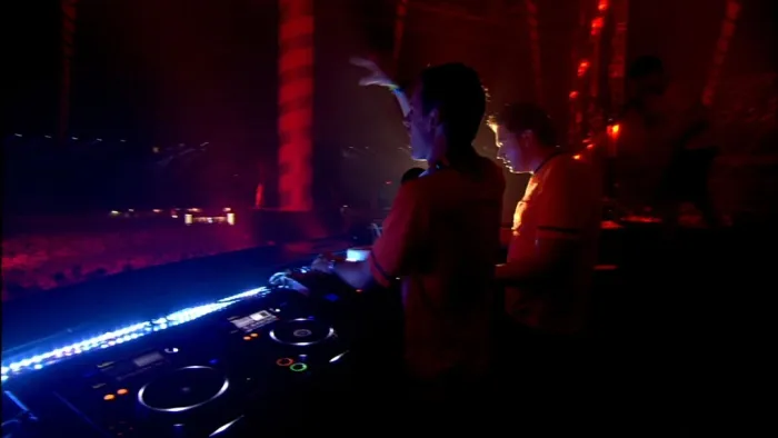 [BD欧美演唱会][电音舞曲 De Q-Dance Feestfabriek Live – 10 Years Of Q-Dance 2010][BDMV][20.8G][百度网盘]