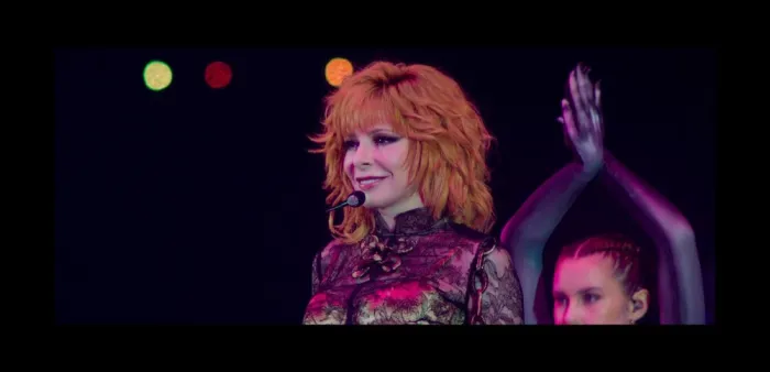 [BD欧美演唱会][玛莲·法莫 Mylène Farmer – Le Film 2019 UHD 4K][BDISO][71G][百度网盘]