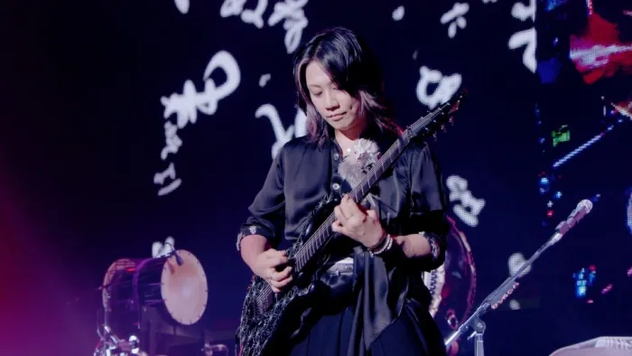 [BD日本演唱会][和楽器バンド Wagakki Band – 真夏の大新年会2020 横浜アリーナ ~天球の架け桥~][BDMV][41.8G][百度网盘]