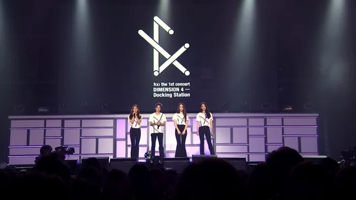 [DB日本演唱会][f(x)日本东京演唱会 f(x) the 1st concert DIMENSION 4 – Docking Station in JAPAN 2016][BDMV][37.9G][百度网盘]