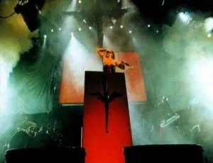 BD 高清！Marilyn Manson 2002 年《Guns, God and Government》欧美演唱会 19.8G 百度网盘资源-小文资源网