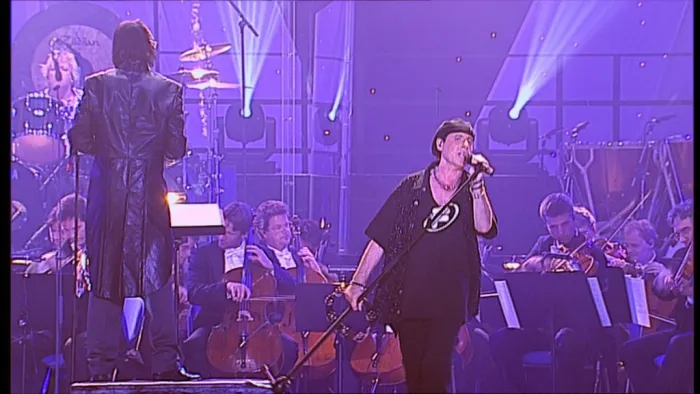 [BD欧美演唱会][Scorpions & Berliner Philharmoniker – Moment Of Glory – Live 2000 SDBlu-ray AVC 1080i DTS-HD MA 5.1][BDMV][30.6G][百度网盘]