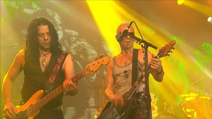 [BD欧美演唱会][蝎子乐队 Scorpions – Get Your Sting and Blackout Live in 3D 2011][BDISO][42.6G][百度网盘]