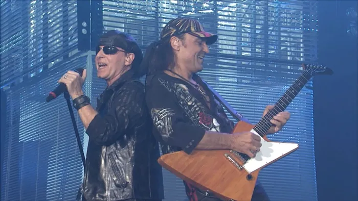 [BD欧美演唱会][蝎子乐队 Scorpions – Get Your Sting and Blackout Live in 3D 2011][BDISO][42.6G][百度网盘]