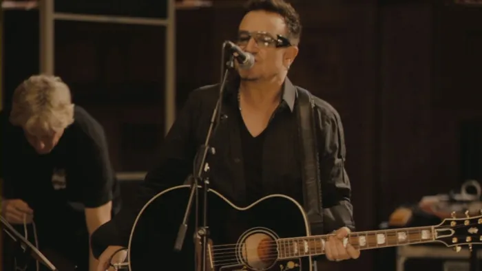 [BD欧美演唱会][U2 – From The Sky Down 2011][BDMV][30.3G][百度网盘]