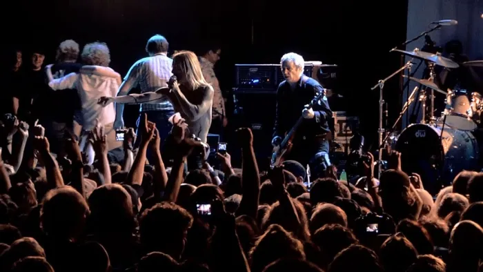[BD欧美演唱会]Iggy and The Stooges – Raw Power Live – In the Hands of the Fans 2011[BDMV][21.1G][百度网盘]