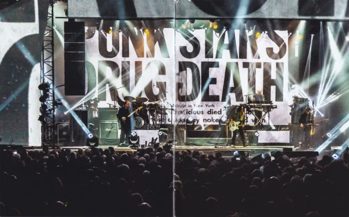[BD欧美演唱会][Marillion – Out of the Box – Marillion Weekend 2015 [2016]][BDMV 3BD][121G][百度网盘]